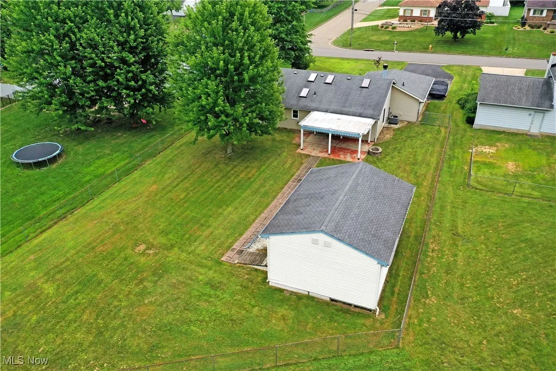 Aerial view of property and surrounding area