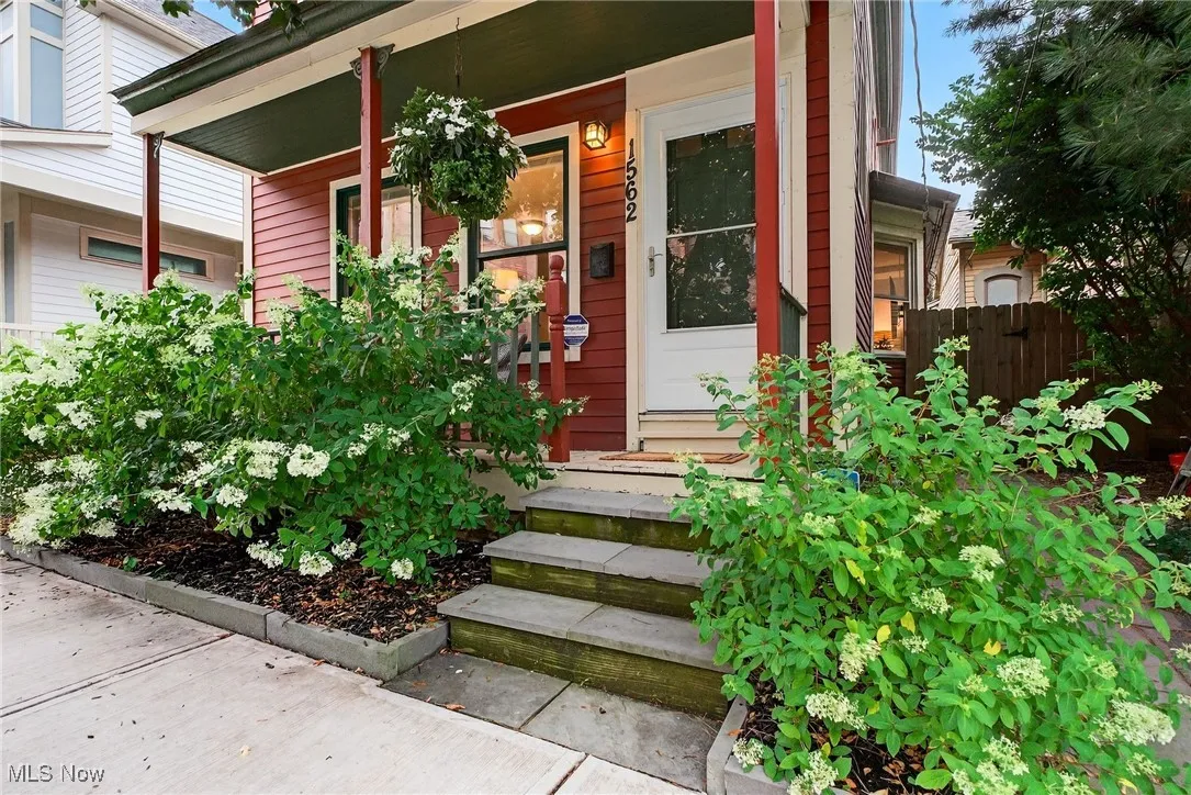 Property entrance featuring a porch