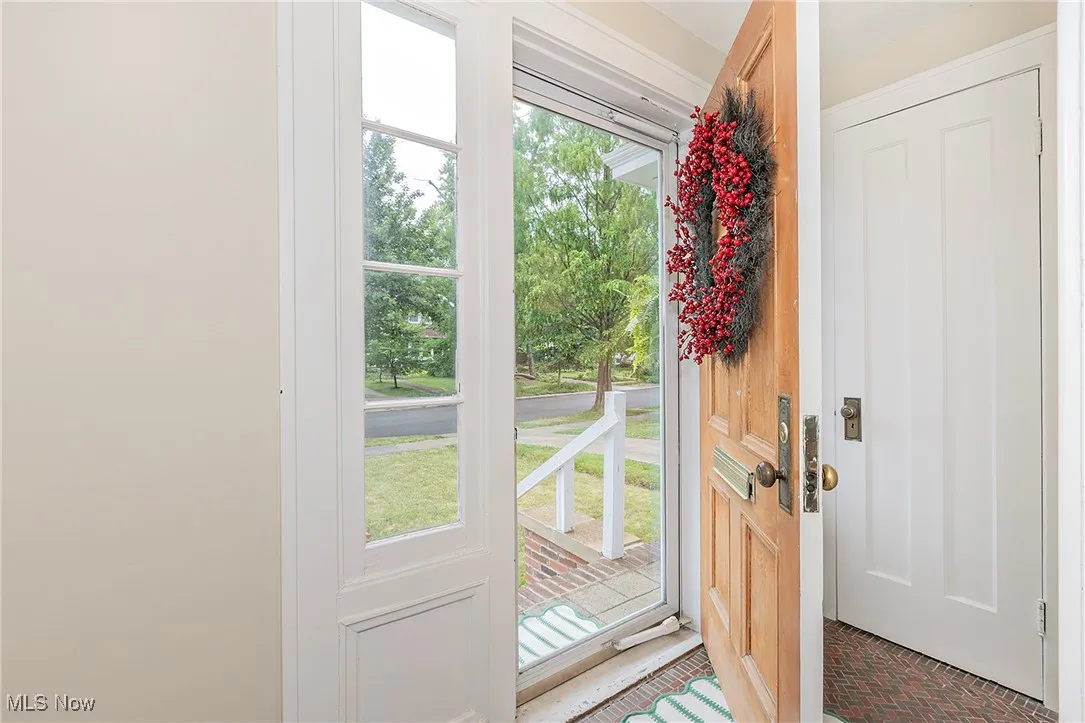 The main foyer entry is inviting and includes a closet