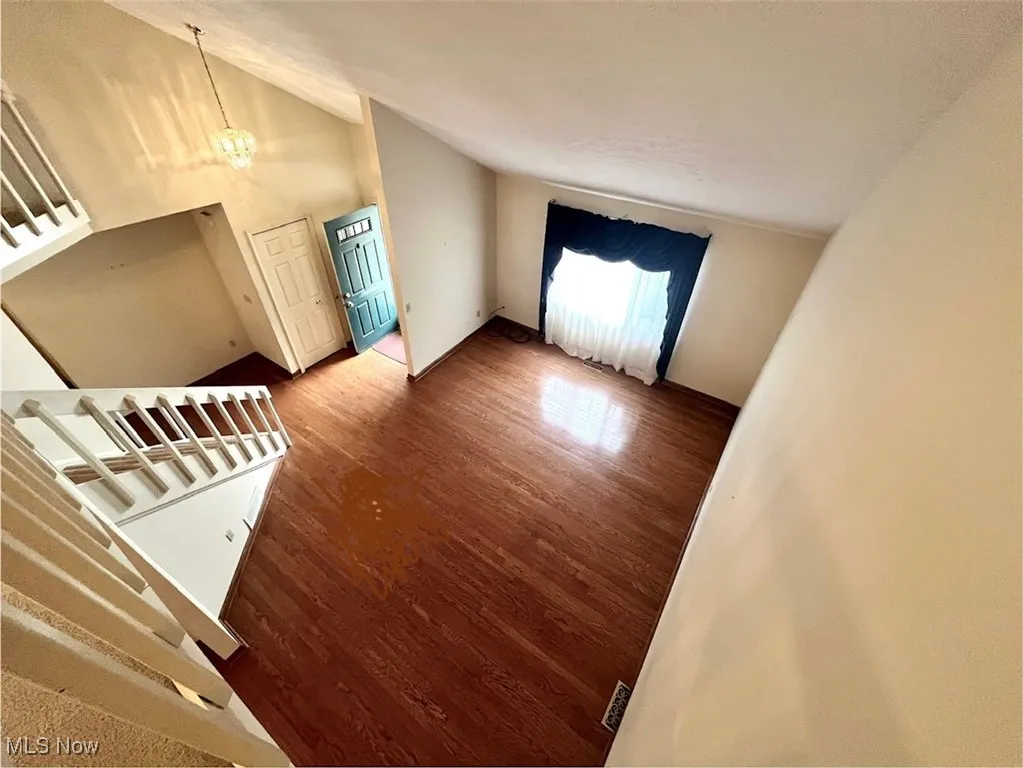 Loft overlooking Great room