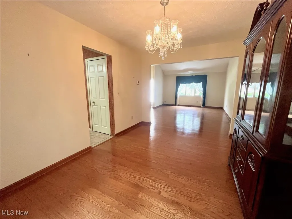Dining room opens to Great room