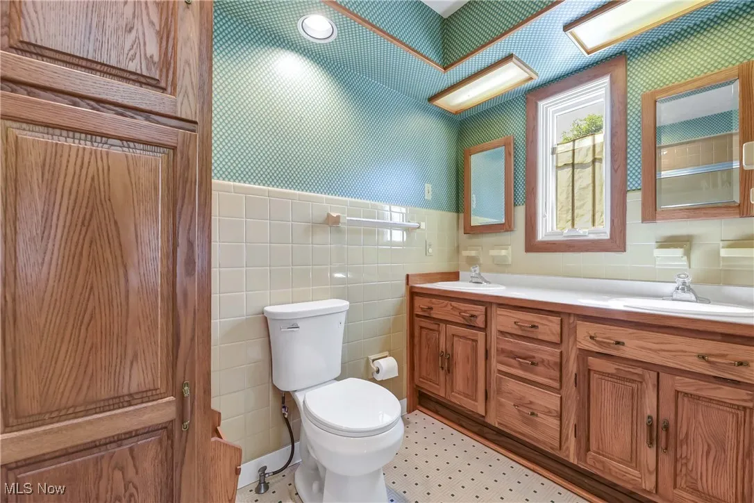 31910 Lake Road, Avon Lake, Ohio,MLS Now Listing ID