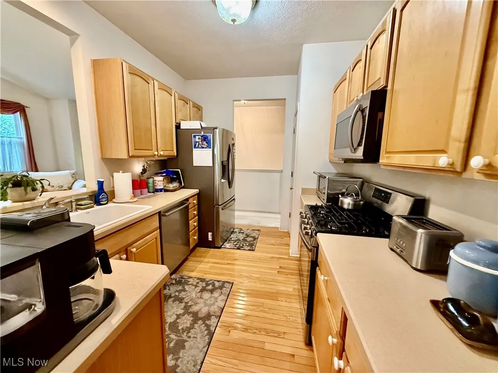 Plenty of cabinetry & appliances will stay
