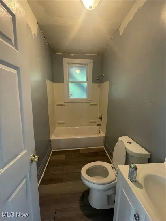 Unit 1 Bathroom