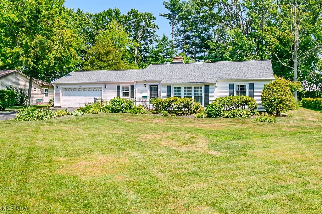 Deep front yard!
