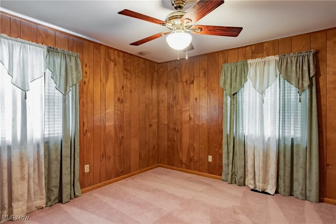 30 N Hills Drive, North Hills, West Virginia,MLS Now Listing ID