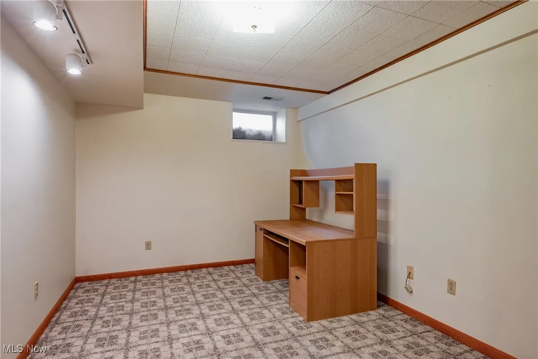 30 N Hills Drive, North Hills, West Virginia,MLS Now Listing ID
