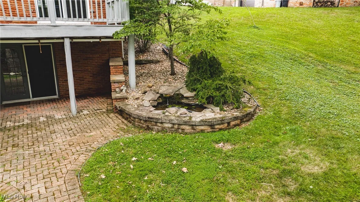 30 N Hills Drive, North Hills, West Virginia,MLS Now Listing ID