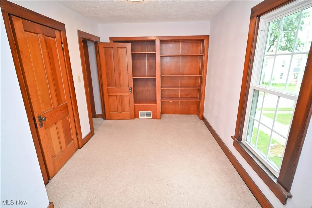 420 E North Avenue, East Palestine, Ohio,MLS Now Listing ID