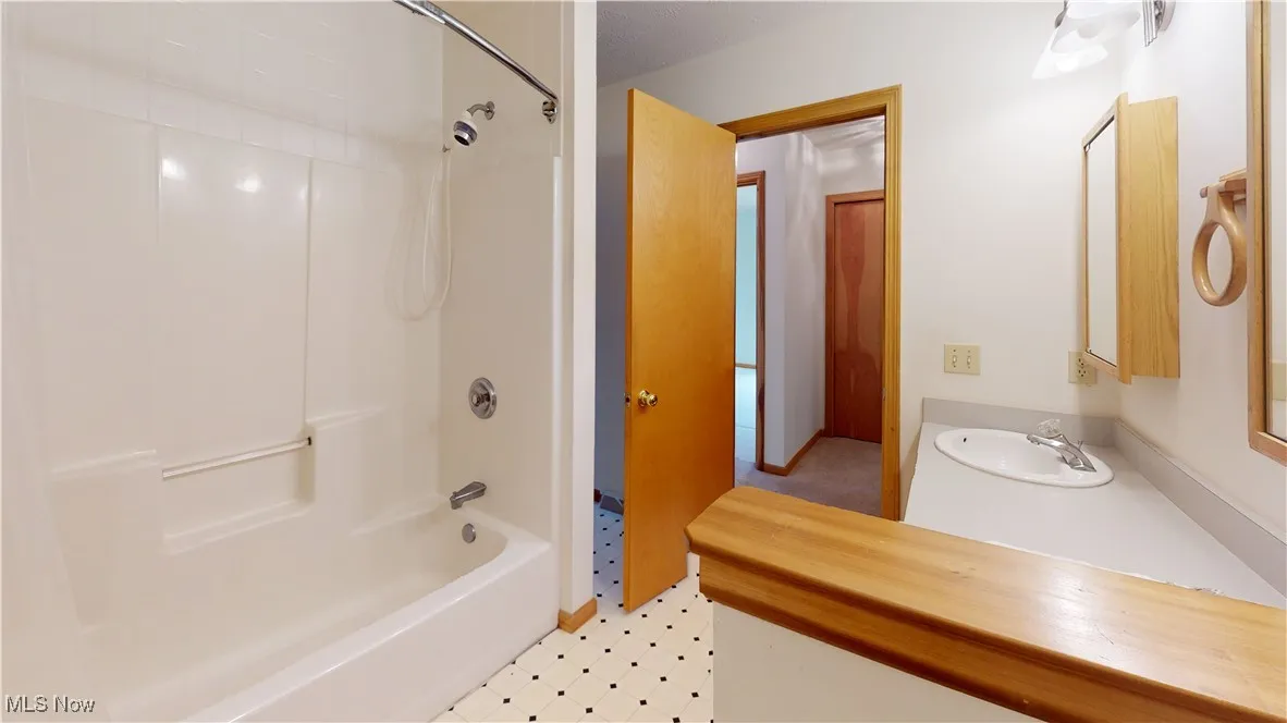 Second floor bath