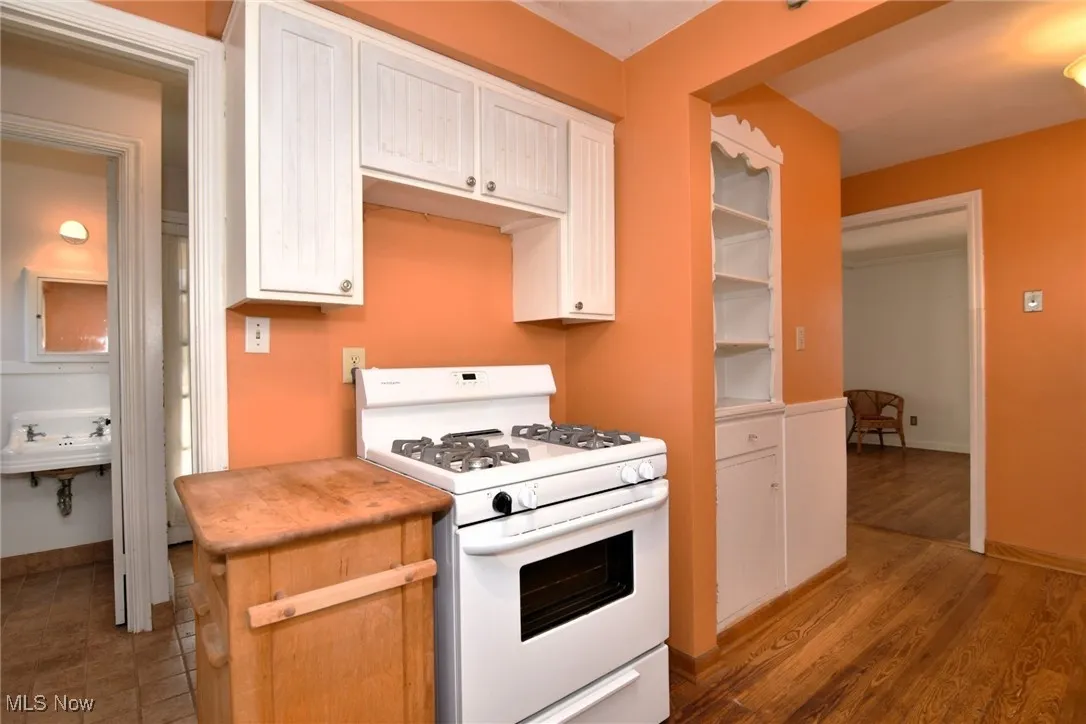 3637 Grosvenor Road, Cleveland Heights, Ohio,MLS Now Listing ID