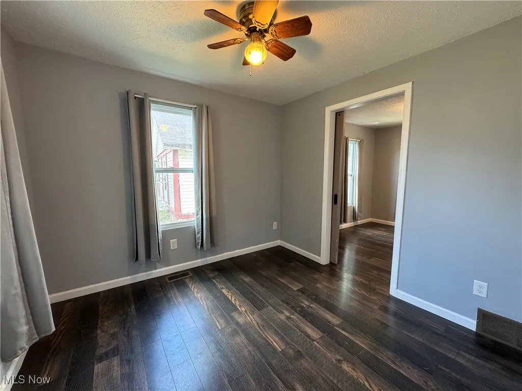 10x9 Bedroom