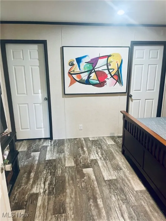 walk in closet on left.  Ensuite bath on right
