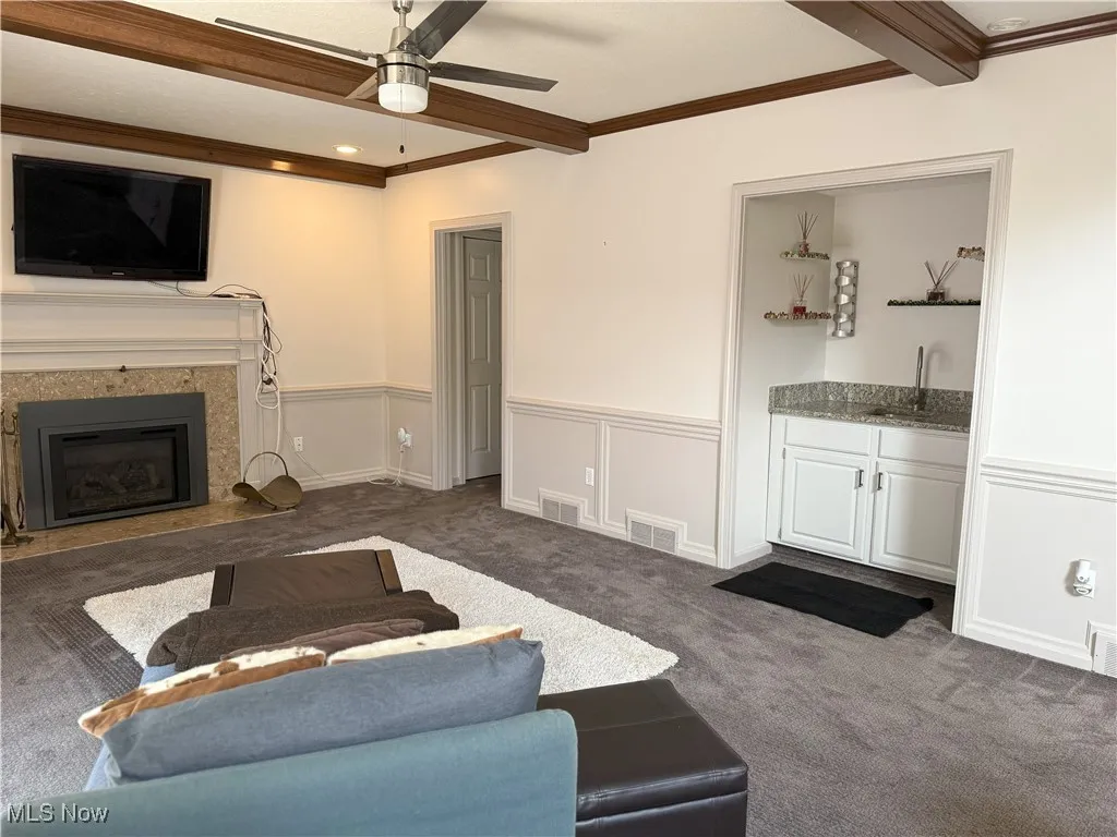 Wet Bar in Family Room