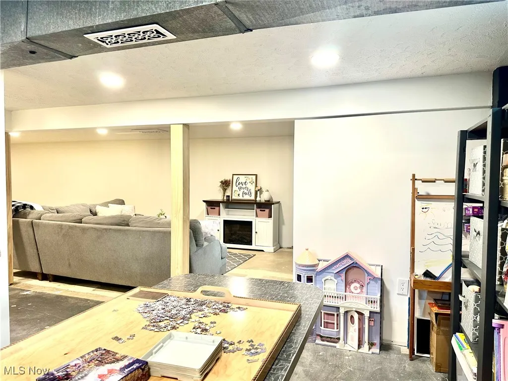 1073 Porter Drive, Wooster, Ohio,MLS Now Listing ID