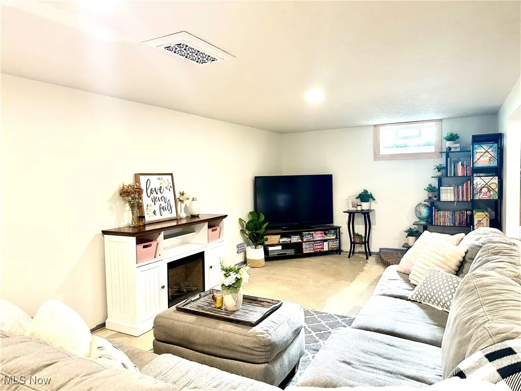 1073 Porter Drive, Wooster, Ohio,MLS Now Listing ID