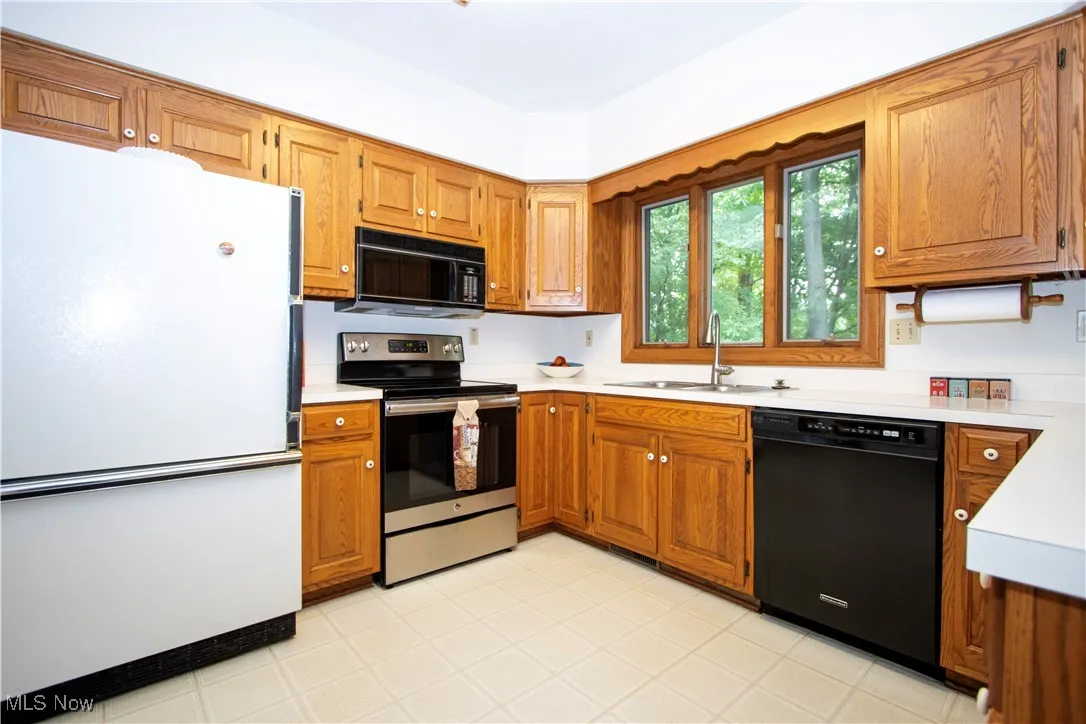 1665 Sandalwood Drive, Wooster, Ohio,MLS Now Listing ID