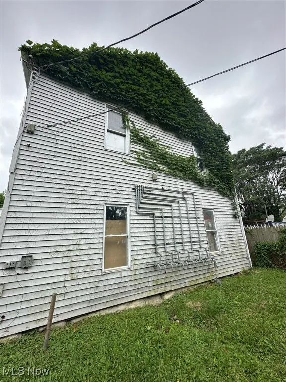 View of property exterior
