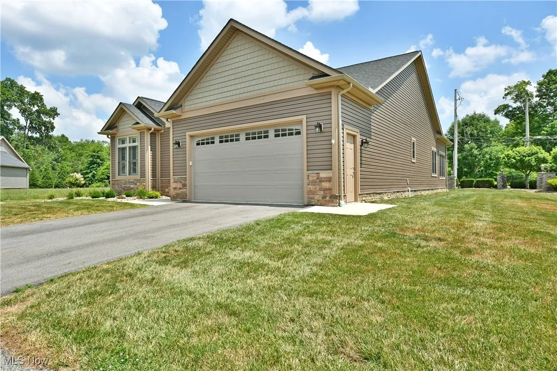 2080 Briarwood Court, Poland, Ohio,MLS Now Listing ID
