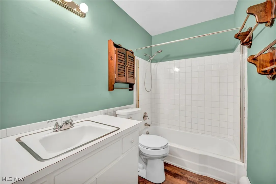 bathroom near bedrooms
