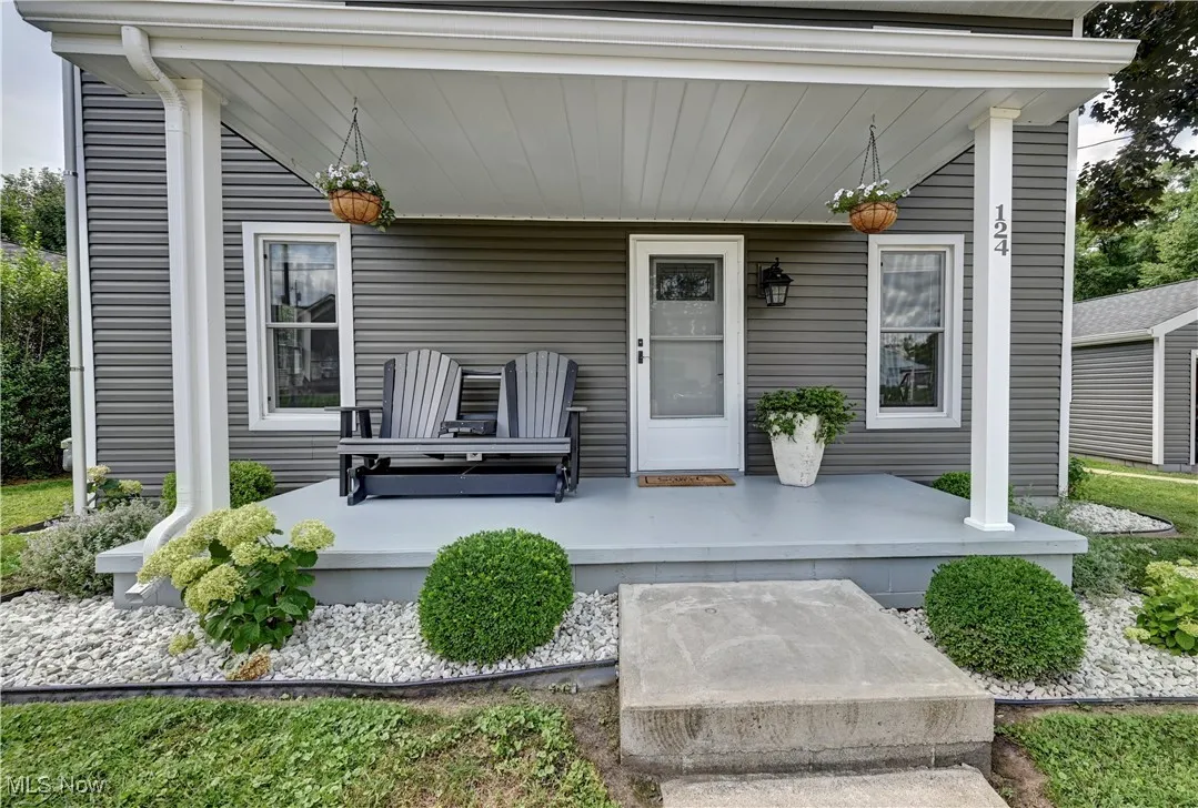 Doorway to property with a porch