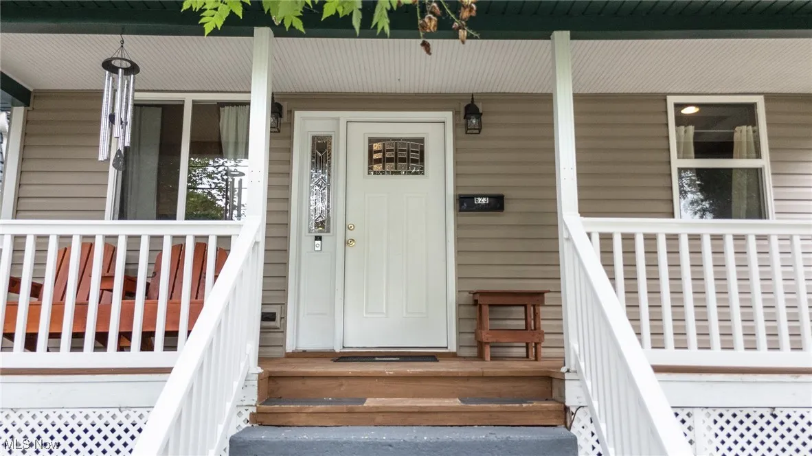 Property entrance featuring a porch