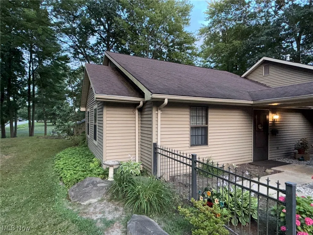 972 Perkins Jones Road, Warren, Ohio,MLS Now Listing ID