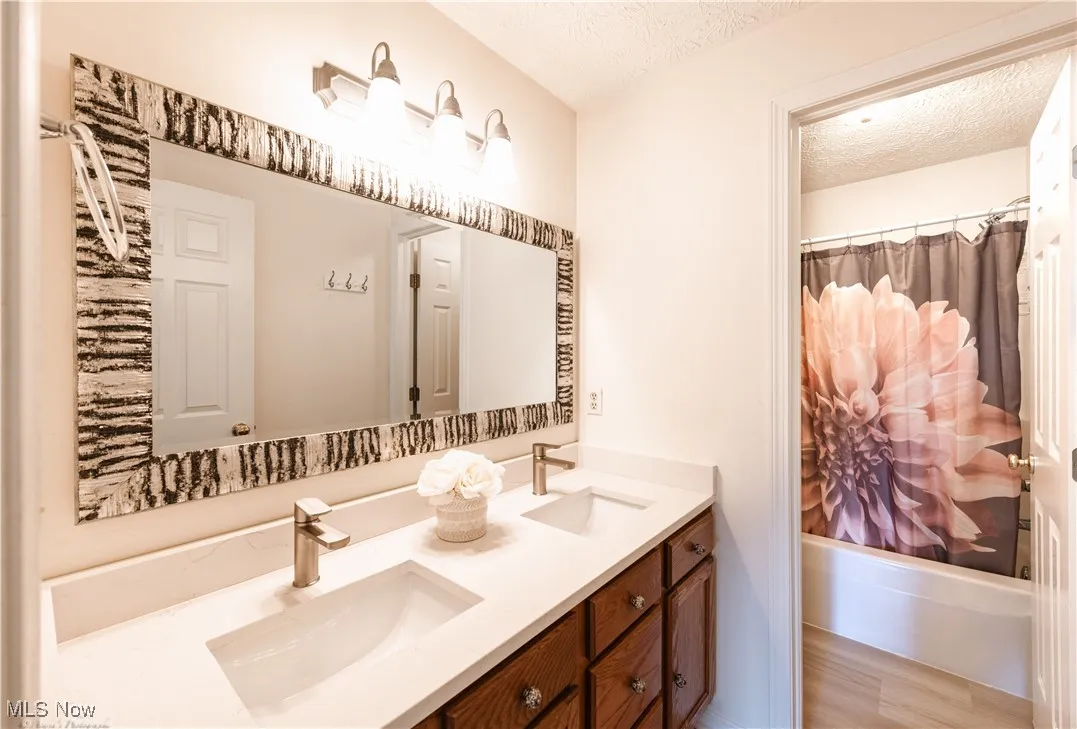 9949 Parkland Drive, Twinsburg, Ohio,MLS Now Listing ID