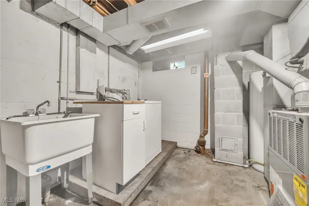 Washroom with concrete block wall