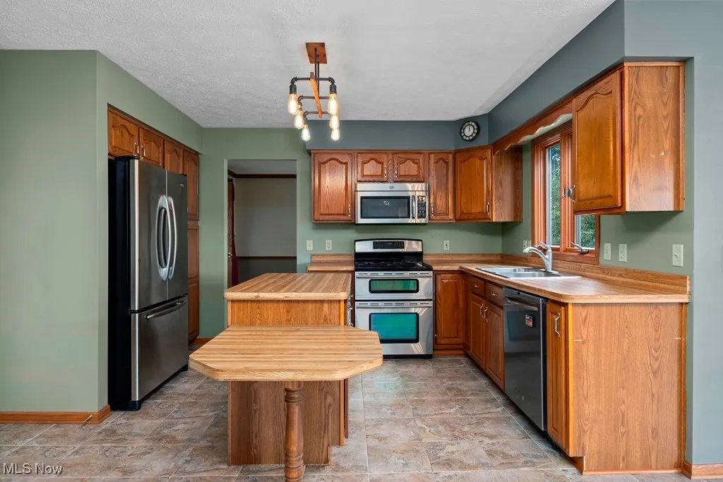 130 Santa Fe Court, Elyria, Ohio,MLS Now Listing ID