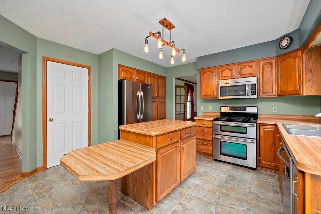 130 Santa Fe Court, Elyria, Ohio,MLS Now Listing ID