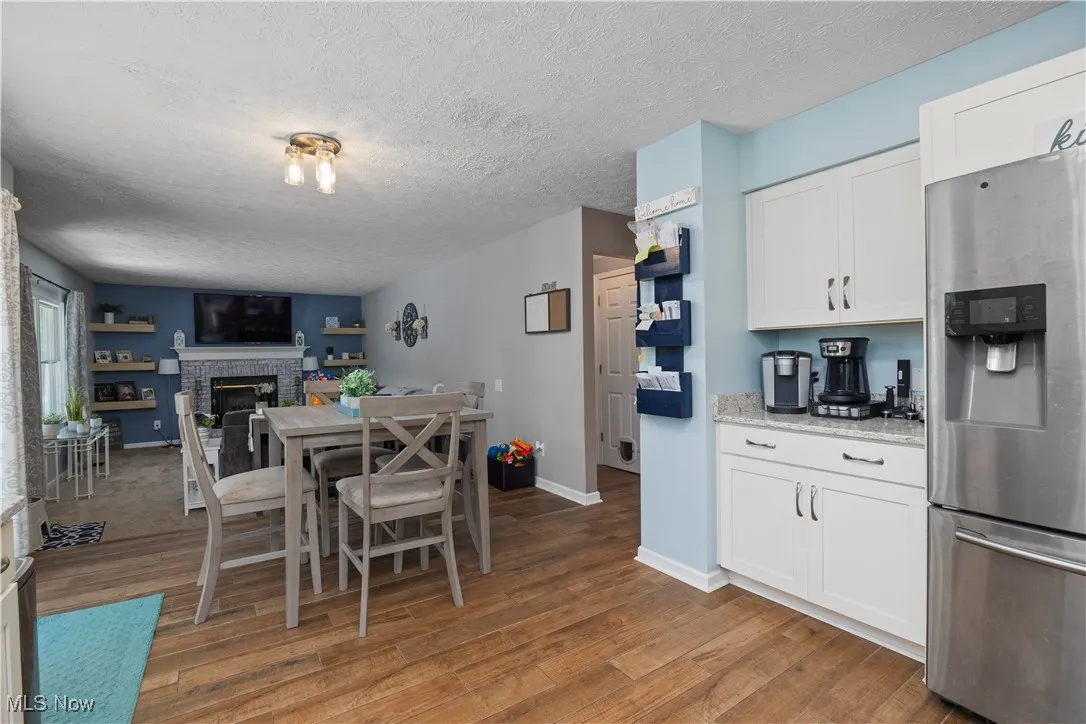 Dining area in the eat-in kitchen