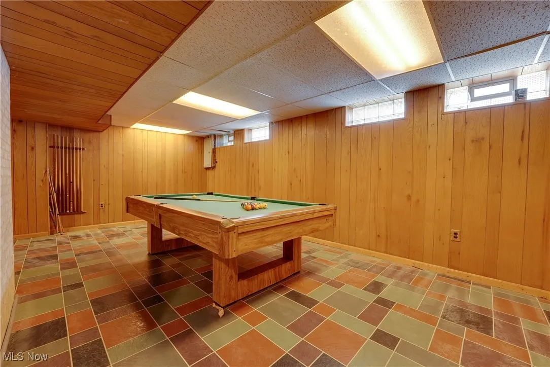 Game room