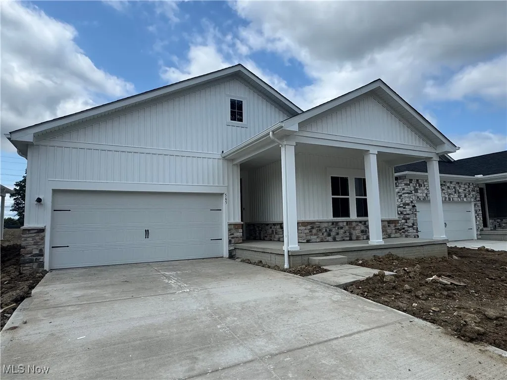 565 Wyleswood Drive, Berea, Ohio,MLS Now Listing ID