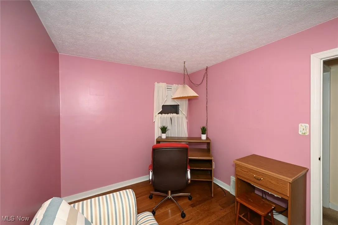 Cozy office space and/or bedroom.
