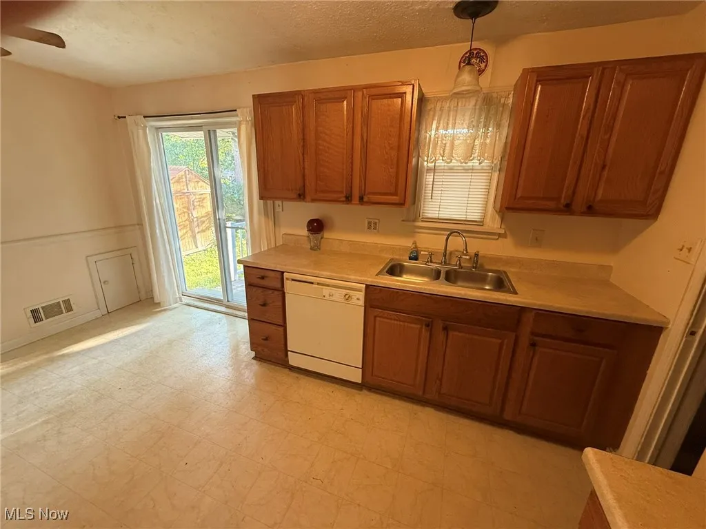 33973 Willowick Drive, Eastlake, Ohio,MLS Now Listing ID
