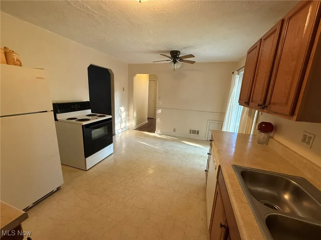 33973 Willowick Drive, Eastlake, Ohio,MLS Now Listing ID
