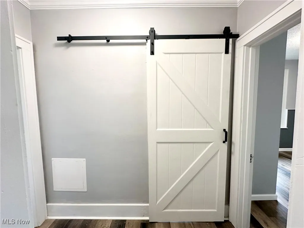Bathroom sliding barn door