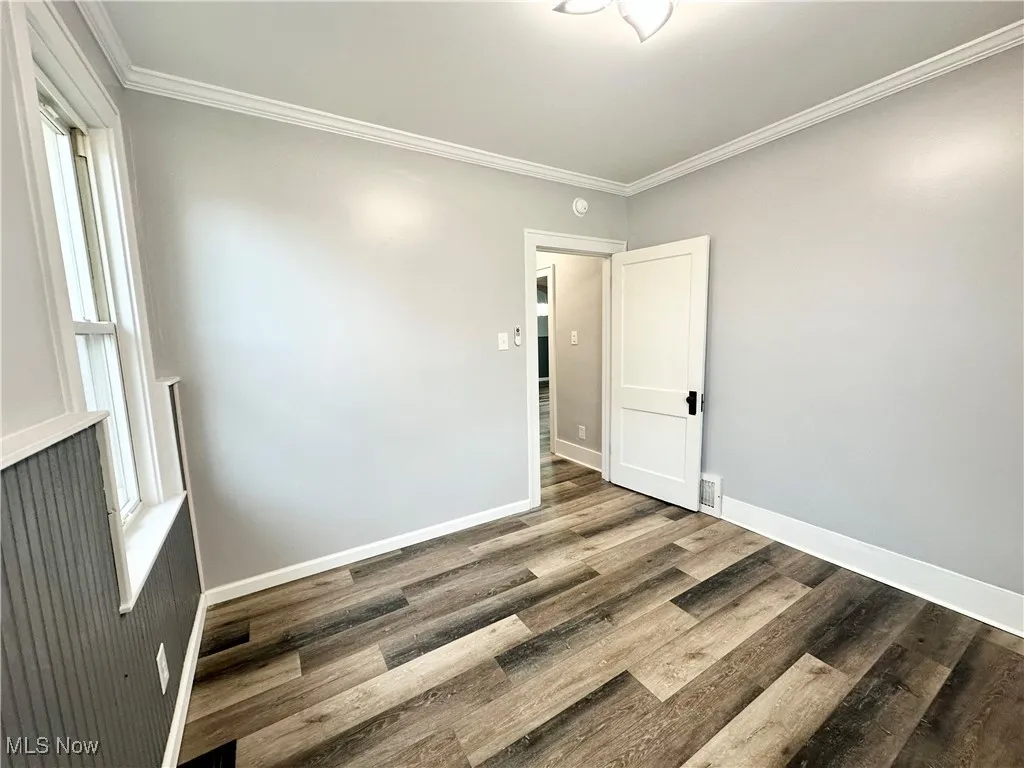 First floor Bedroom, no closet