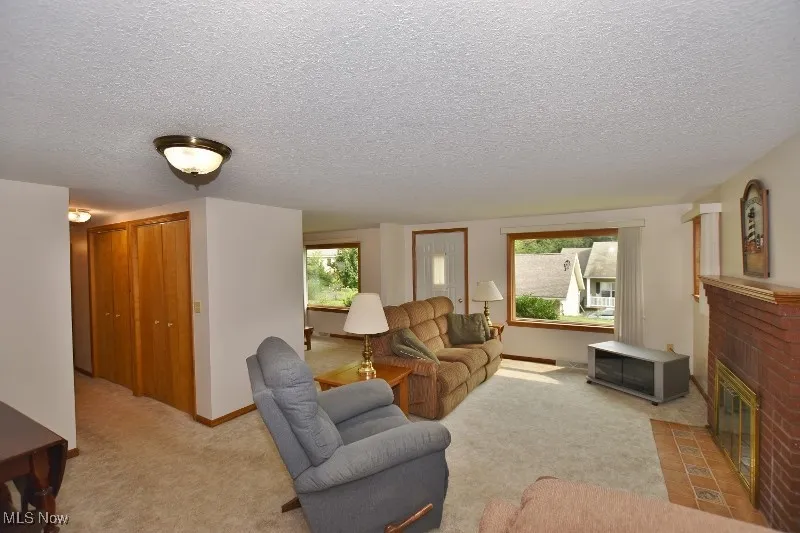 Immediate occupancy at closing allows the new owners to still enjoy part of the 2025 boating season