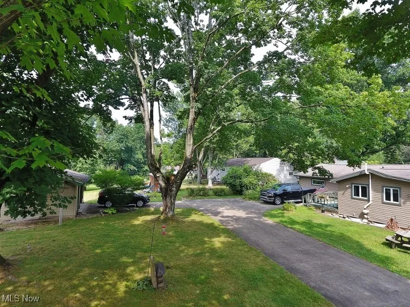 Great space for family fun & pets. Private land so there is NO annual lease like many Atwood Lake homes have.