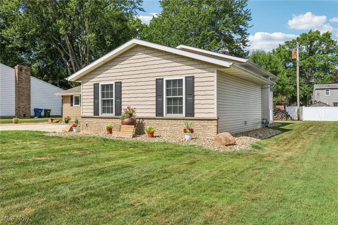266 Cherry Valley Drive, Amherst, Ohio,MLS Now Listing ID