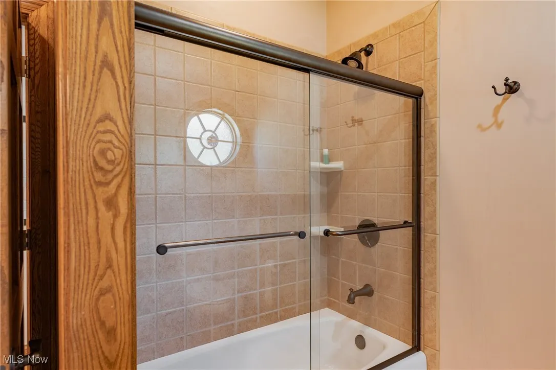 Main bath....