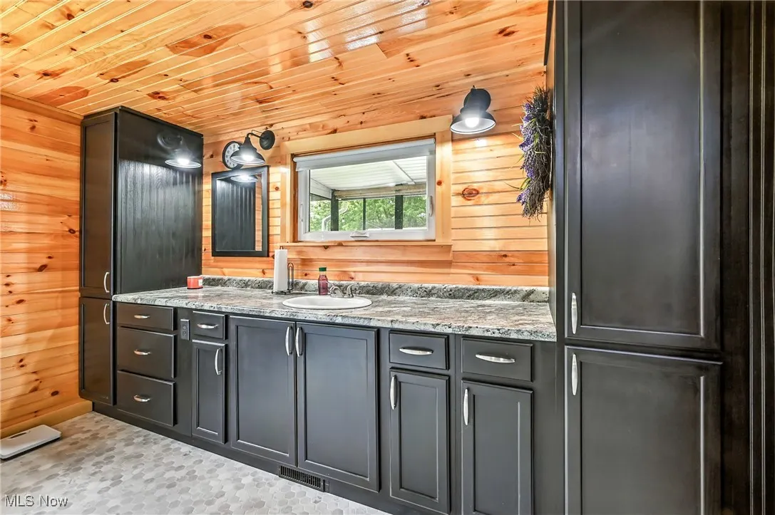 16715 W Western Reserve Road, Berlin Center, Ohio,MLS Now Listing ID