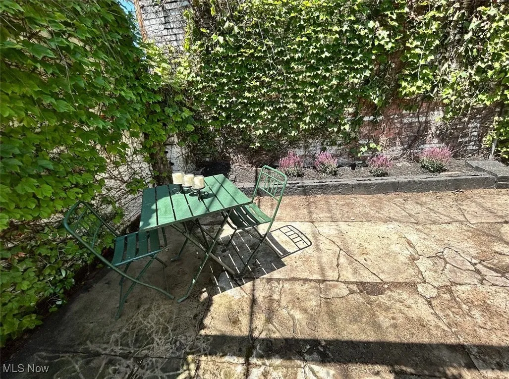 View of patio / terrace with outdoor dining space