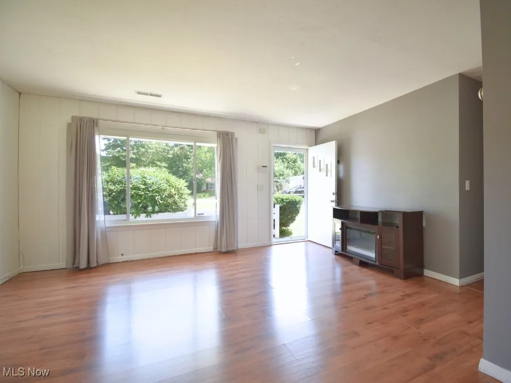 216 Larchwood Drive, Painesville, Ohio,MLS Now Listing ID