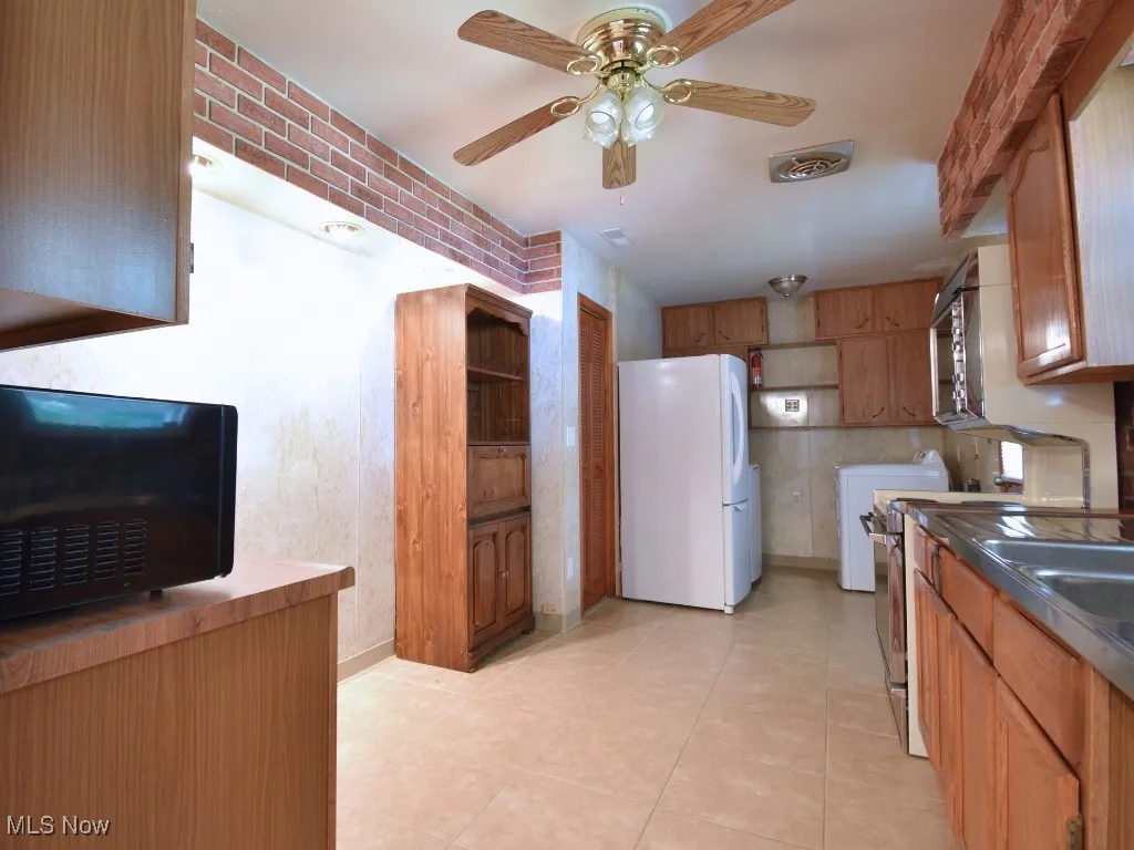 216 Larchwood Drive, Painesville, Ohio,MLS Now Listing ID