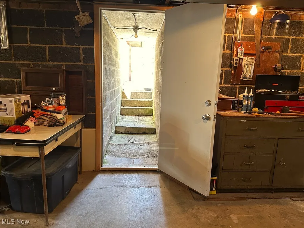 Walk-out basement directly to the driveway / garage / backyard