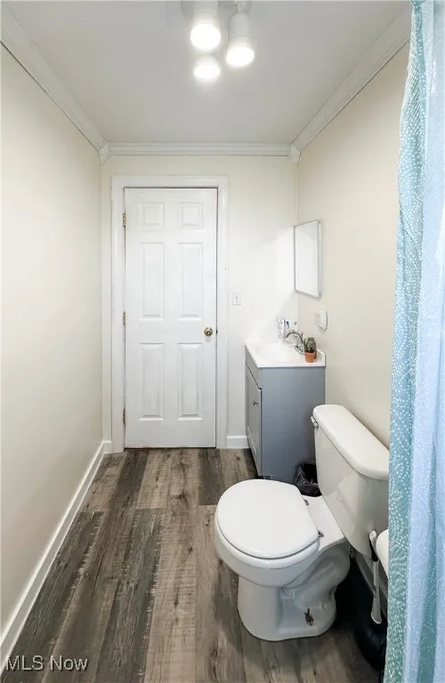 Freshly painted bathroom upstairs.
