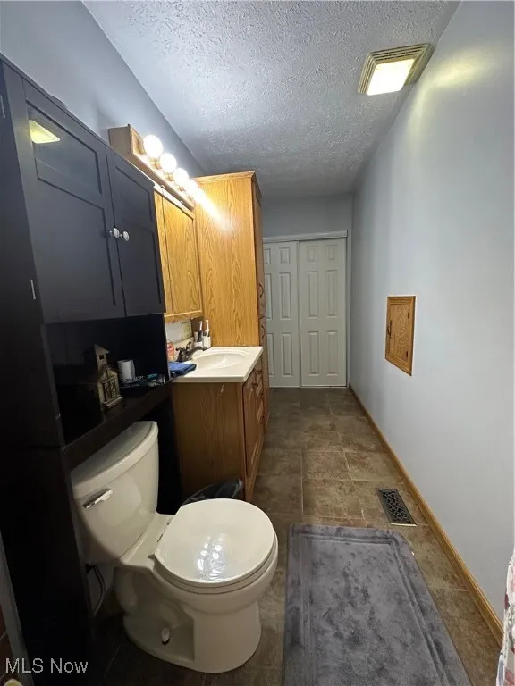 Master bathroom.